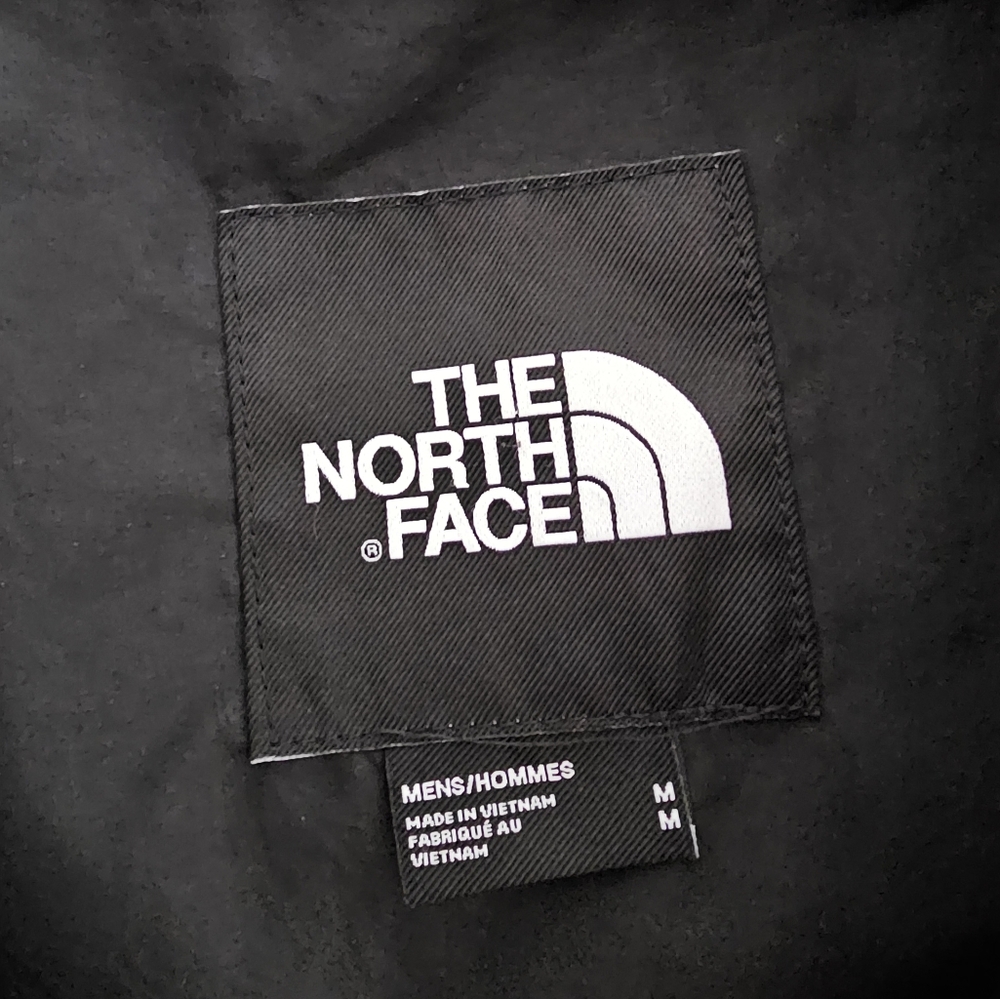 The North Face Mens Jacket Size M. - Picture 3 of 4